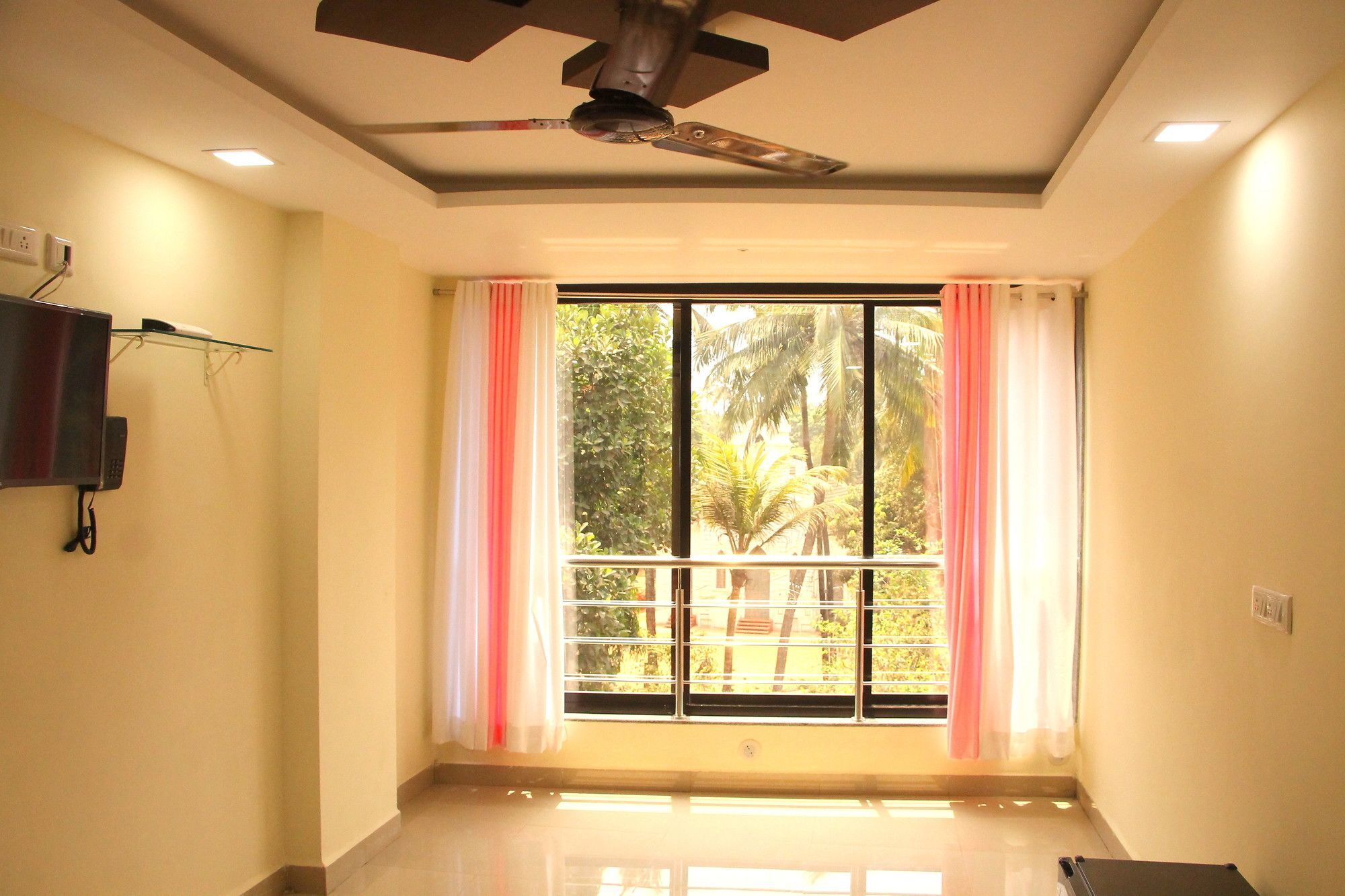 Swaraj The Goan Dream Hotel Calangute Exterior photo