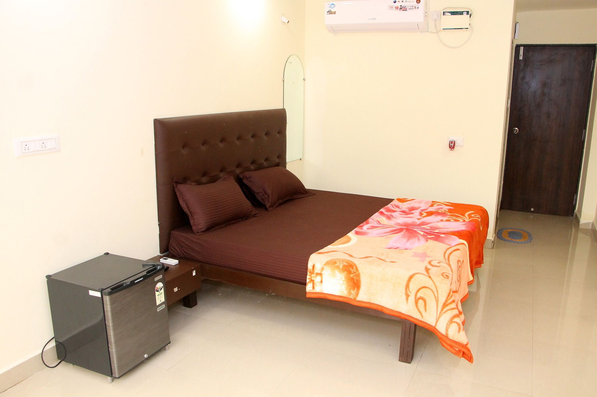 Swaraj The Goan Dream Hotel Calangute Exterior photo