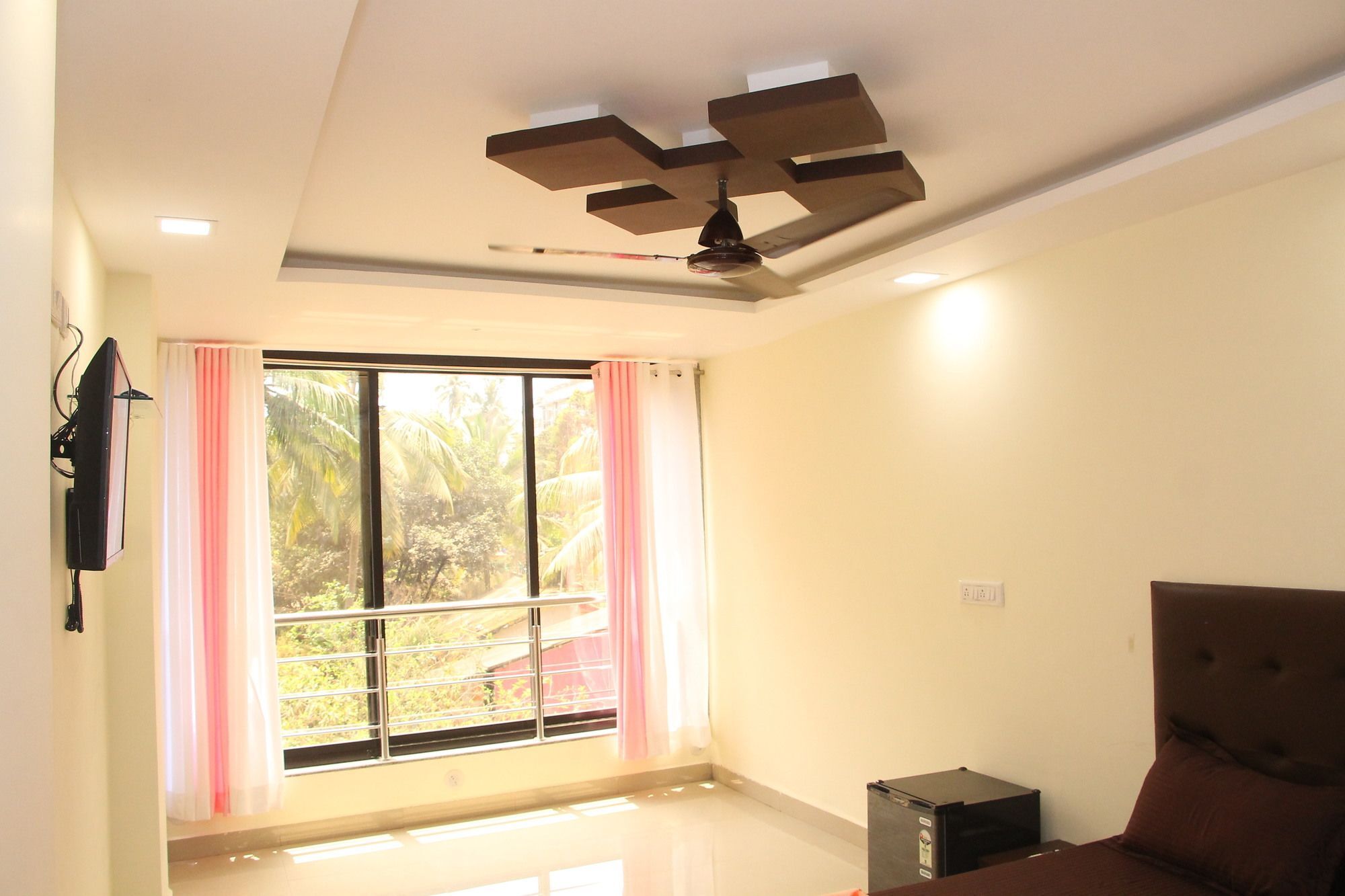 Swaraj The Goan Dream Hotel Calangute Exterior photo